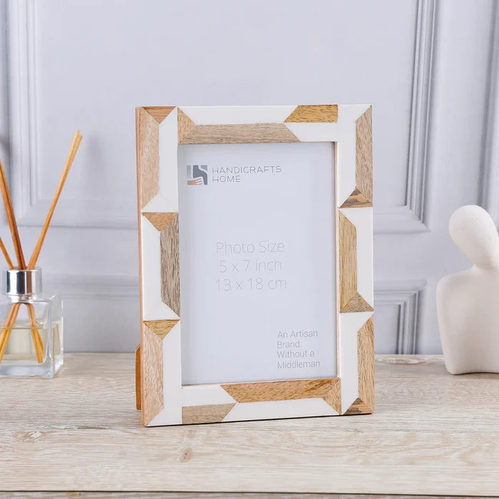Picture Frame Woodline Pattern Collection Resin & Wood – 4x6 & 5x7"