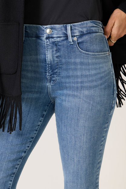 Good Legs Straight Jean