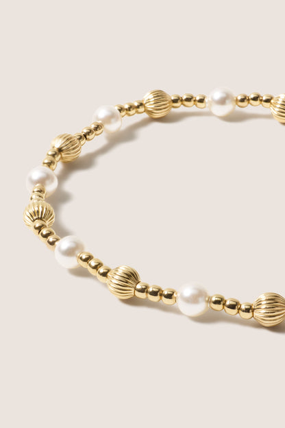 Dignity Sincerity Gold 4mm Bracelet