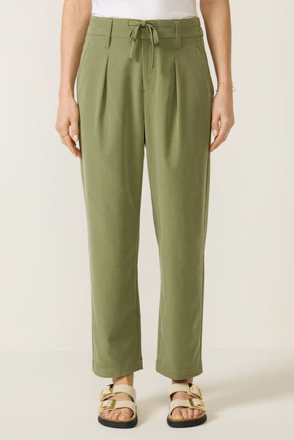 Hadleigh Tapered Leg 27”