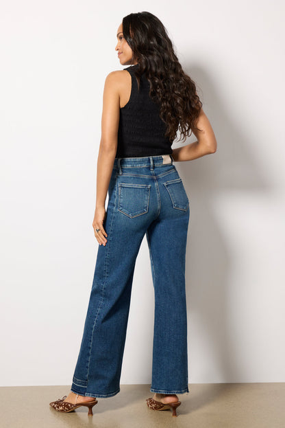 Anessa 31` W/ Side Seam Inset