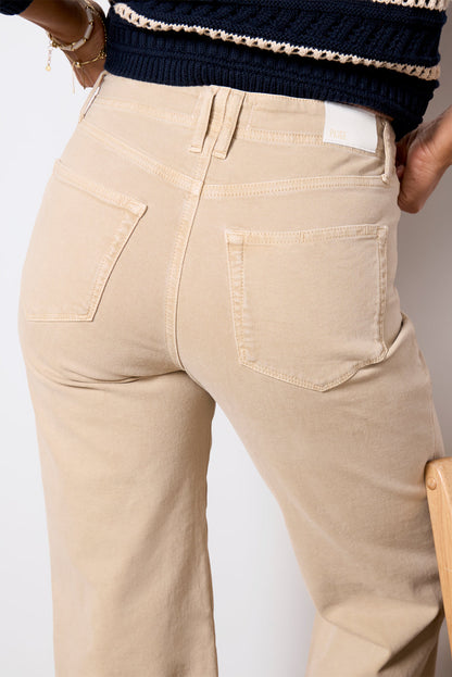 Anessa w Inset Pockets
