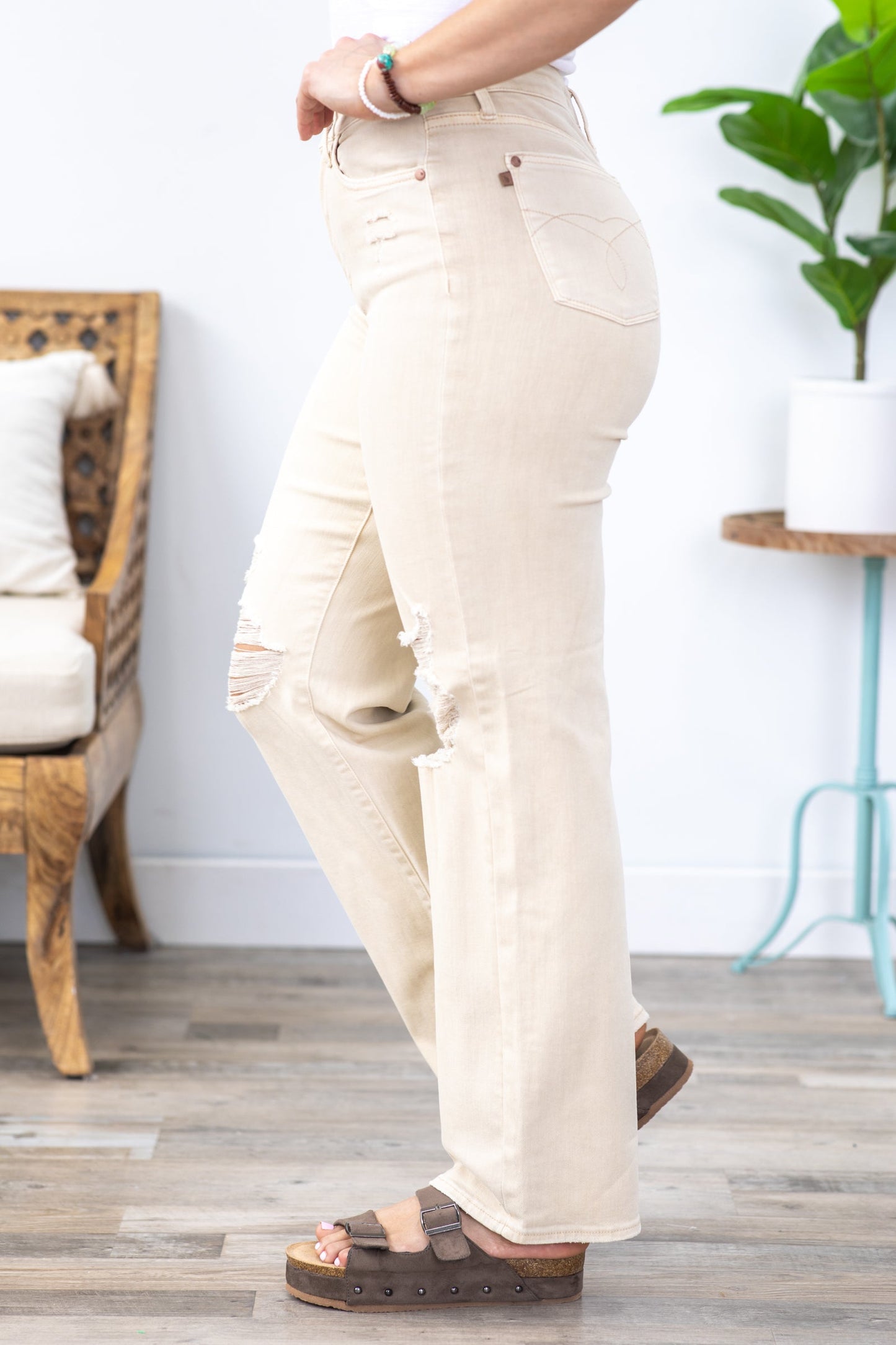 Beige The 90s Straight Leg Jeans