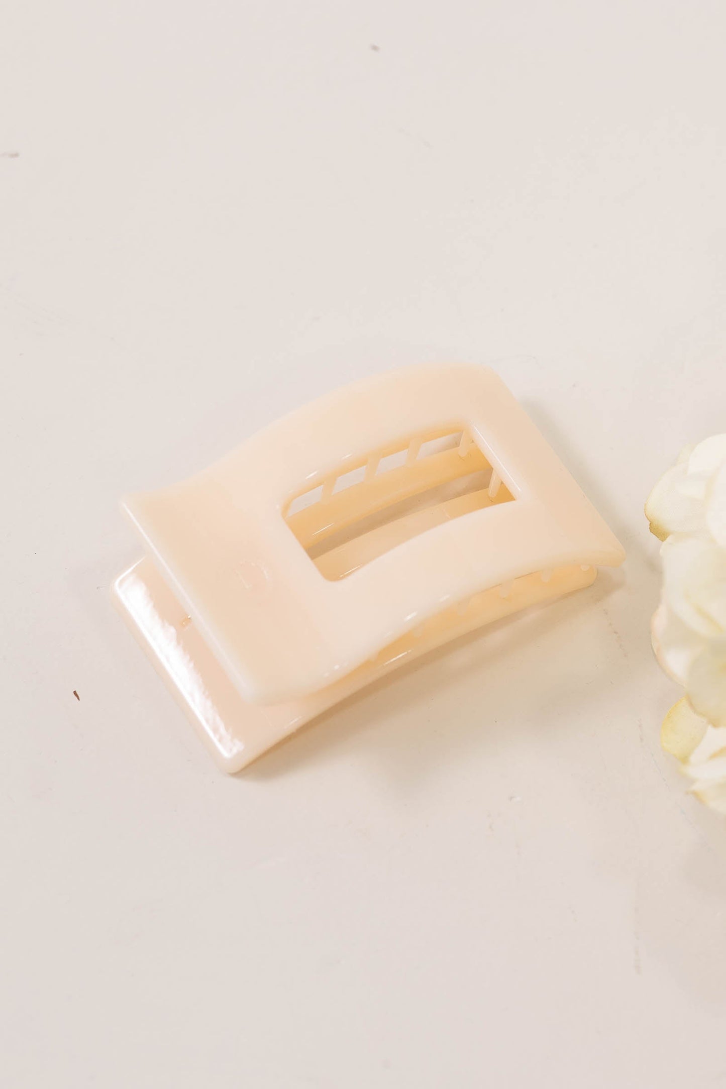 Almond Beige Flat Rectangle Hair Clip
