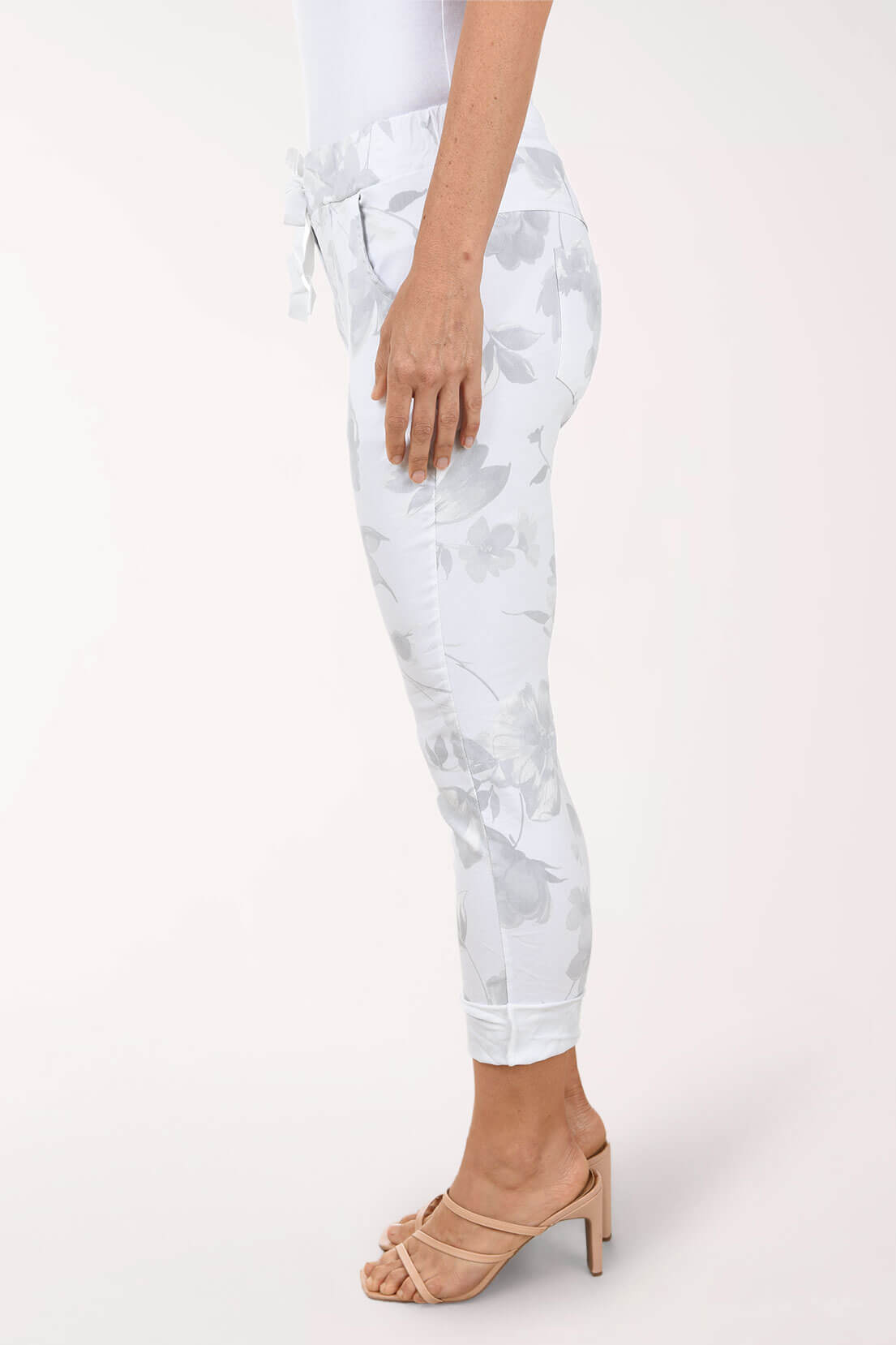 White Rose Jogger Pant
