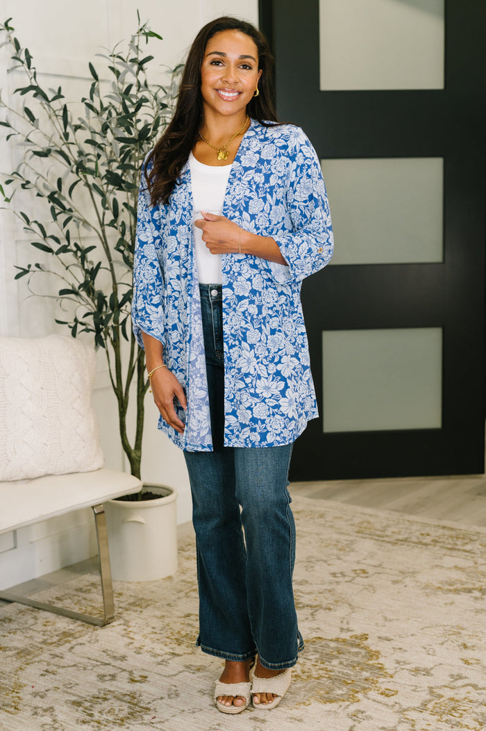 Lizzy Cardigan in Blue and White Floral