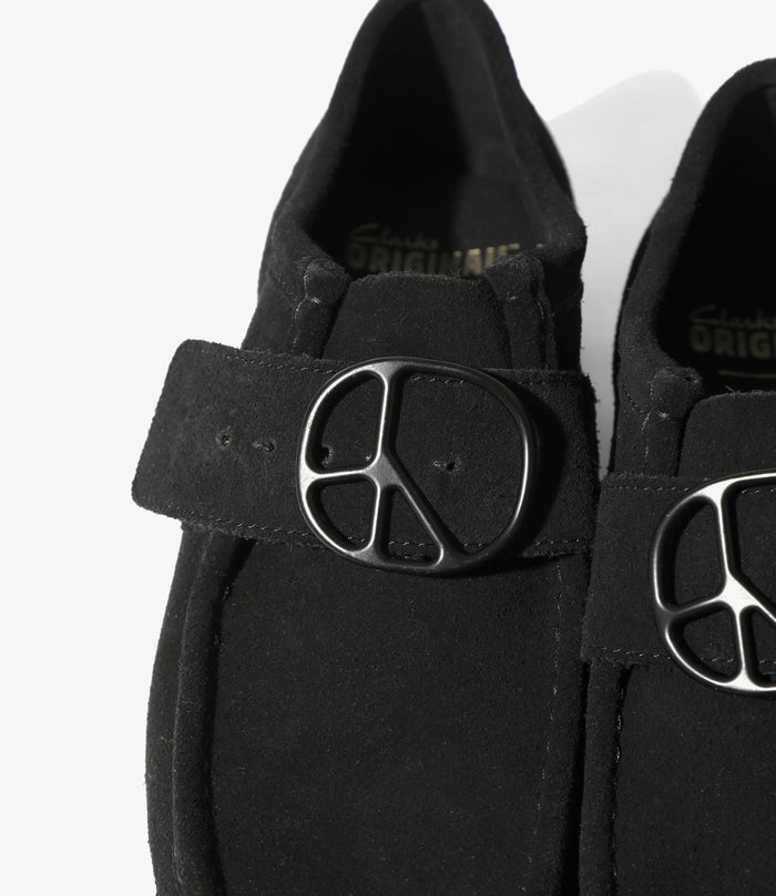 Needles x Clarks - Wallabee Strap Low - Black