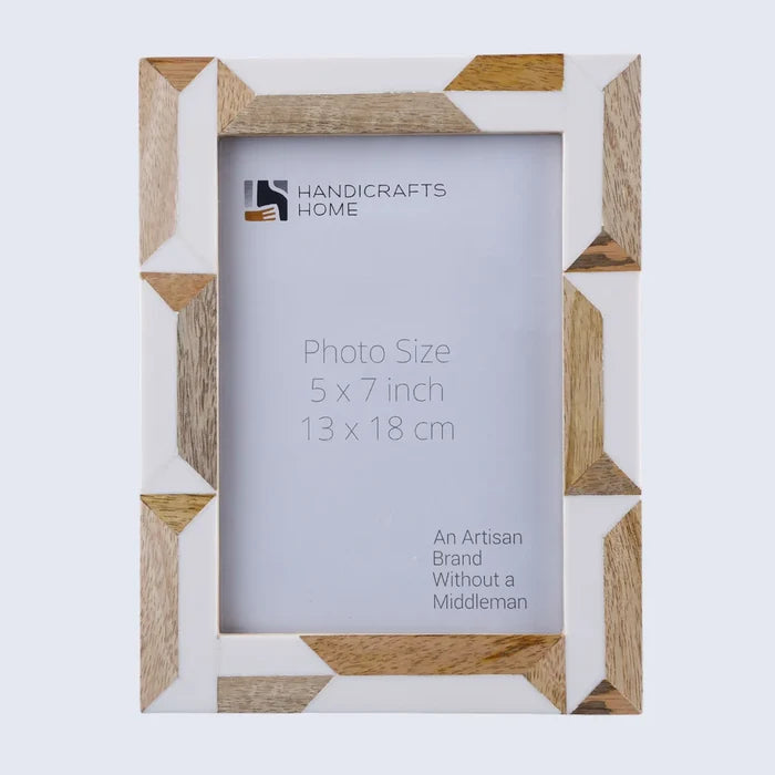 Picture Frame Woodline Pattern Collection Resin & Wood – 4x6 & 5x7"