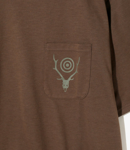 S/S Round Pocket Tee - Brown - Circle Horn