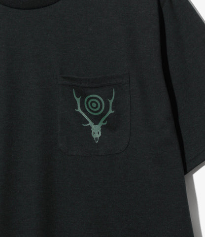 Women's S/S Round Pocket Tee - Black - Circle Horn